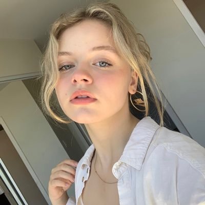 Profile Picture of Kylie Rogers (@KylieAnneRogers) on Twitter