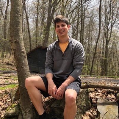 Profile Picture of Logan H. Robertson (@LoganNagolr) on Twitter