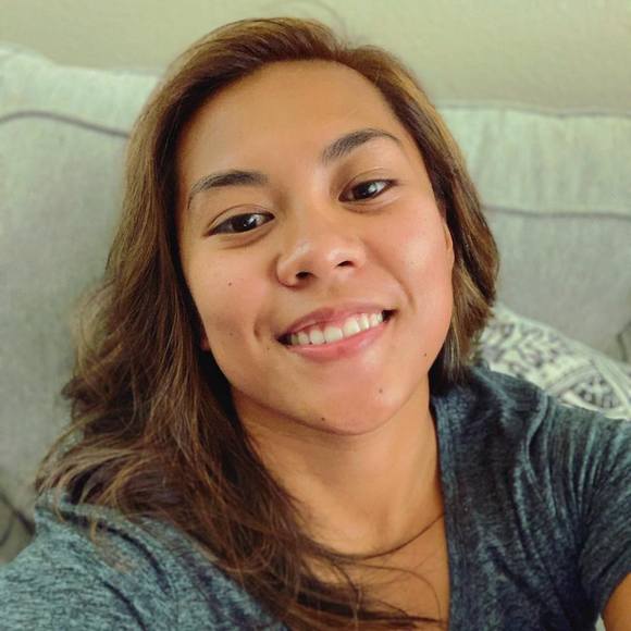 Profile Picture of Kristin Alegado (@kg_pinay) on Poshmark