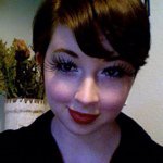 Profile Picture of amanda abbott (@thishomeismint) on Instagram