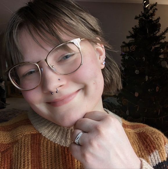 Profile Picture of Paige Potter (@ppotter20) on Poshmark