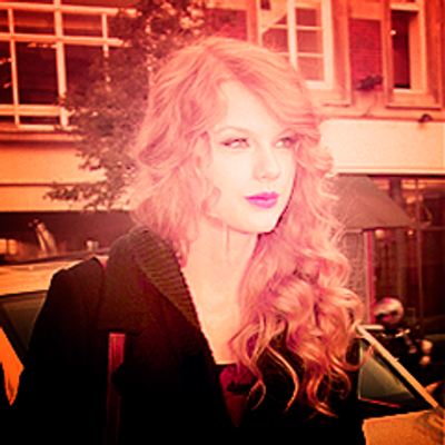 Profile Picture of Msr.Taylor (@LorenaSeraphim) on Twitter