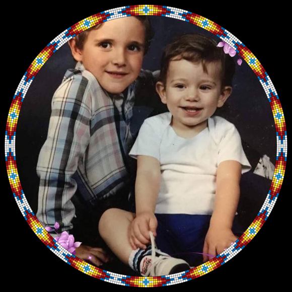 Profile Picture of Elane Papaleo (@elanewithnoi) on Poshmark