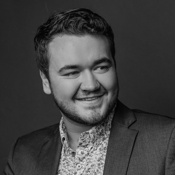 Profile Picture of Thomas Kellogg (@thomasvk) on Poshmark