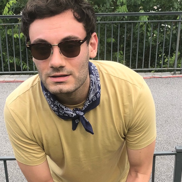 Profile Picture of Luke Tucker (@lucasptucker) on Poshmark