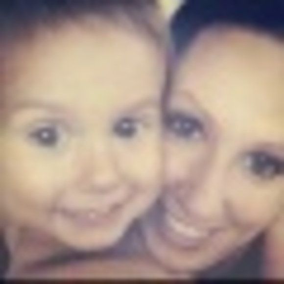 Profile Picture of Mindie Dycus (@mindiemarie4) on Poshmark