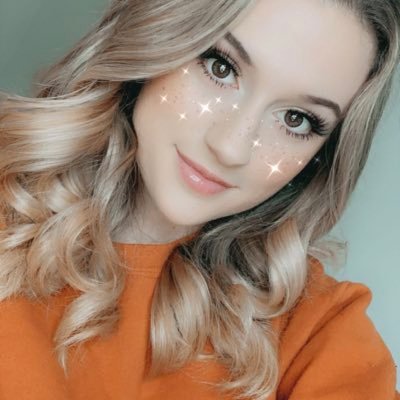 Profile Picture of Amber Stevens  🍄 (@Amber_N_Quinn) on Twitter