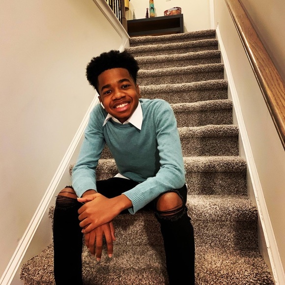 Profile Picture of Daniel Bogard (@danielbogard) on Poshmark