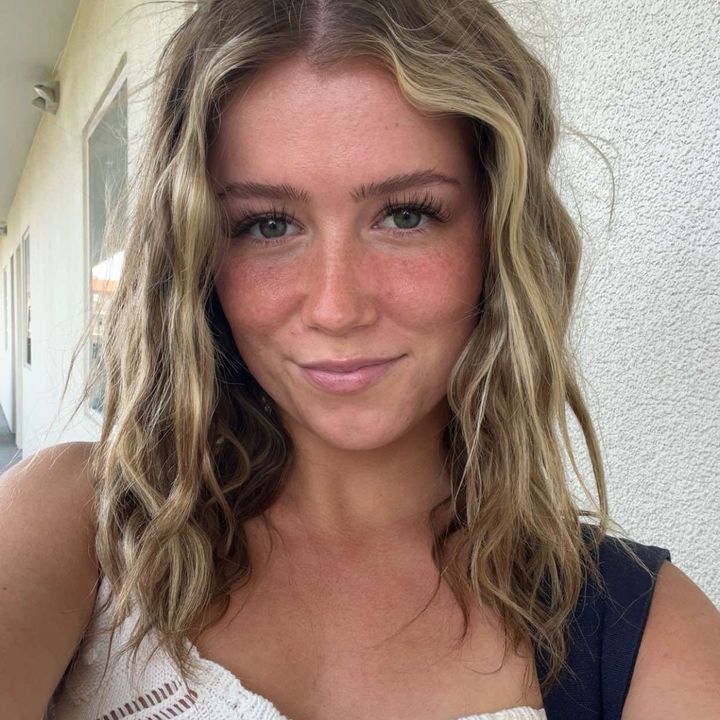 Profile Picture of abs💖🌸🎀💌 (@absshook) on Tiktok
