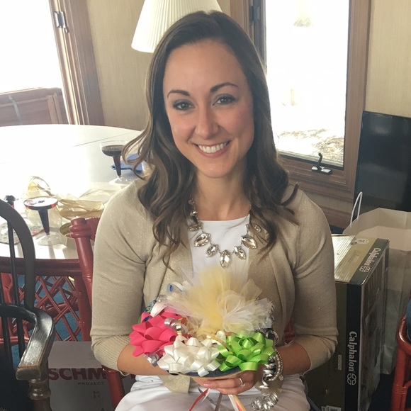 Profile Picture of Gina Dibraccio (@gina7440) on Poshmark
