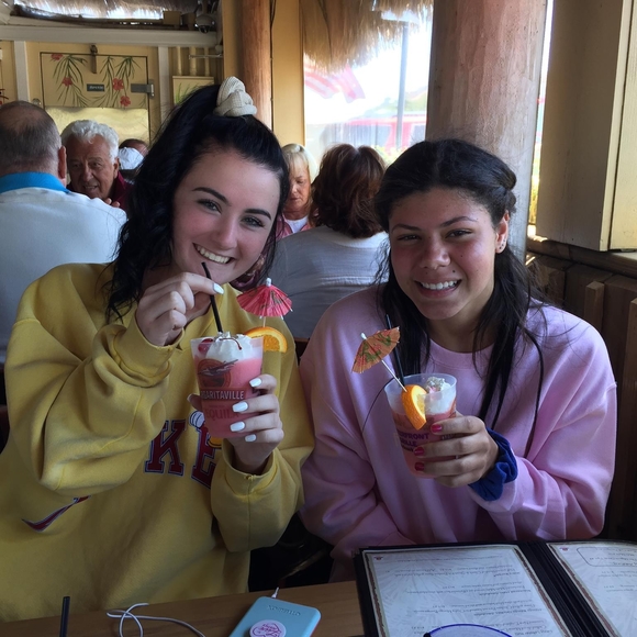 Profile Picture of Makaylah Gill (@makaylah_gill12) on Poshmark