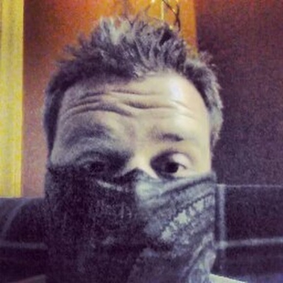 Profile Picture of Troy Eutsler (@teutsler04) on Poshmark