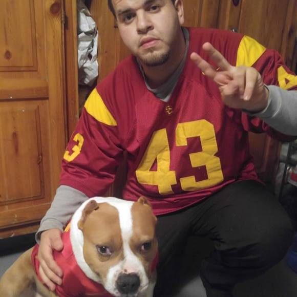 Profile Picture of Yassin Shilleh (@yassin_shilleh) on Poshmark