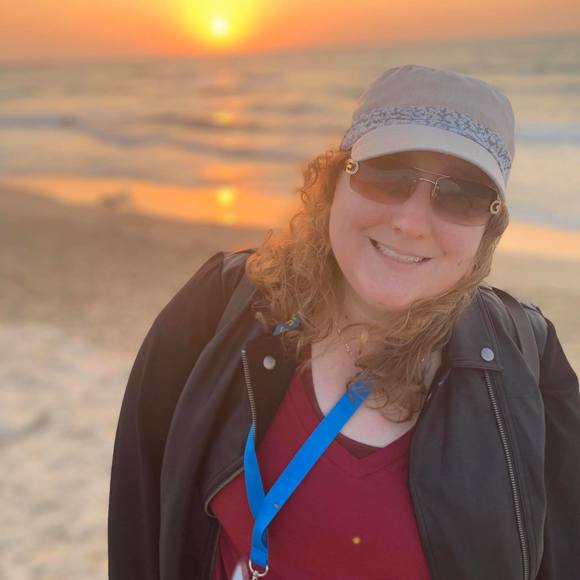 Profile Picture of Candace Elmquist (@skatece) on Poshmark