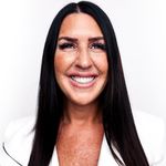 Profile Picture of Heather Solomon (@heather.winswithkco) on Instagram