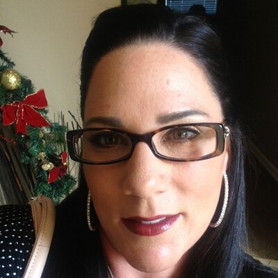 Profile Picture of Angie Penrod (@1girl4jesus) on Twitter