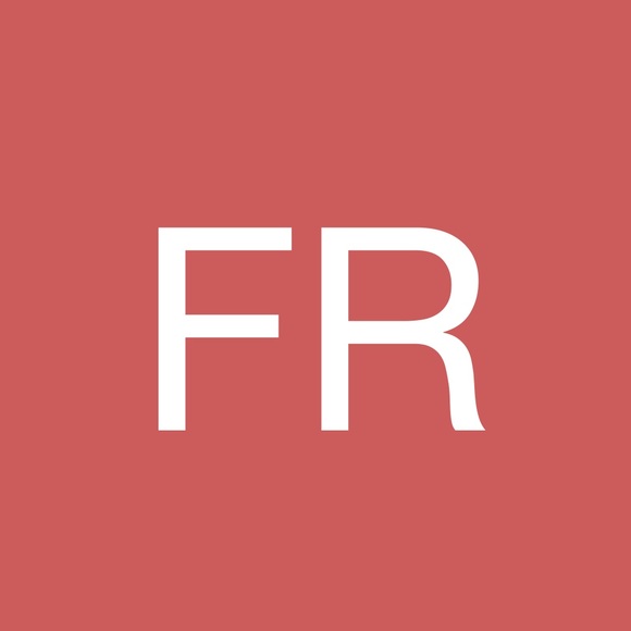 Profile Picture of Fernando Rosa (@fernanrosaa) on Poshmark