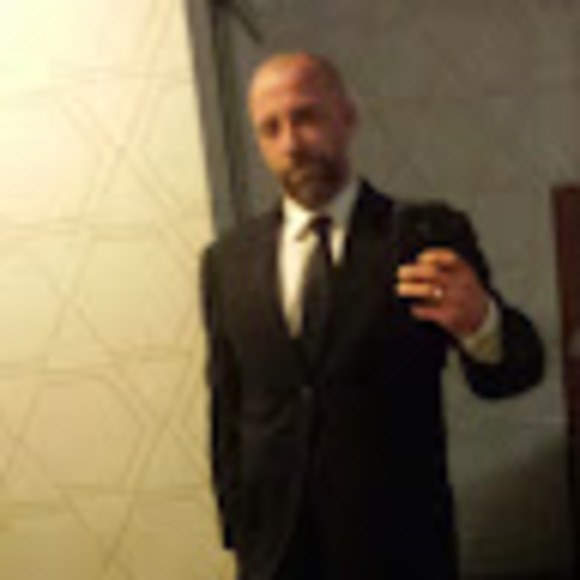 Profile Picture of Corey Goudey (@crgoudey) on Poshmark