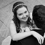 Profile Picture of Nikki Dusthimer Bevan (@nikkidusthimer) on Instagram