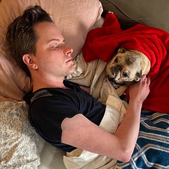 Profile Picture of David Warner (@davidsarockstar) on Poshmark