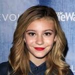 Profile Picture of Maureen Theon (@whitebutton112) on Instagram