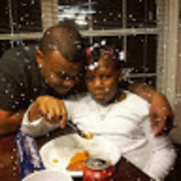 Profile Picture of Penny Scott (@43gause) on Poshmark