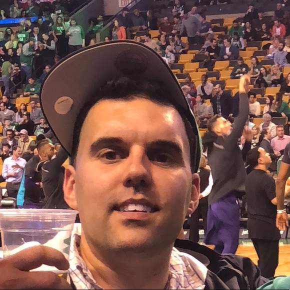 Profile Picture of Brian Martins (@bmarti2550) on Poshmark