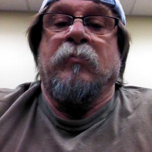 Profile Picture of Danny Bundy (@6bb4fcbbdee7457) on Twitter