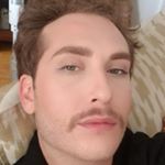 Profile Picture of Josh Eisen (@guerlainguru) on Instagram