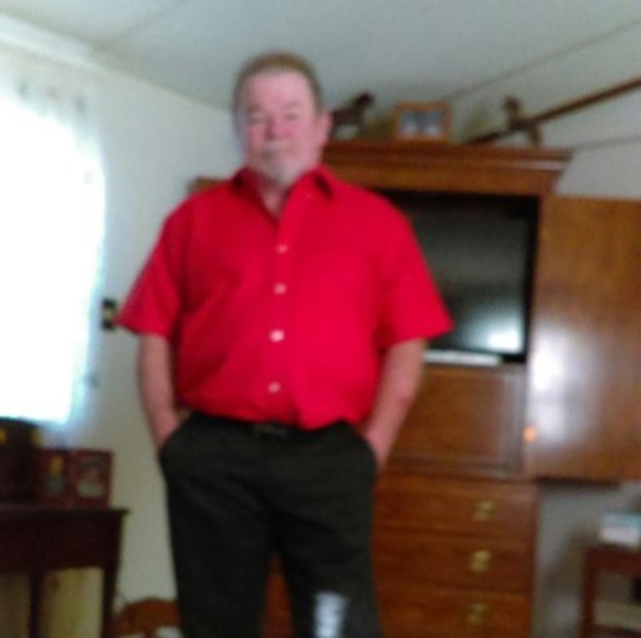 Profile Picture of Steven Ezzell (@stevenezzell1) on Poshmark