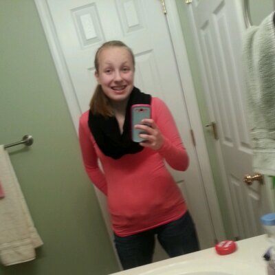 Mackenzie Collier - Twitter Profile Picture of Mackenzie Collier (@MackeyCollier) on Twitter