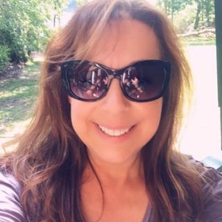 Profile Picture of Julia Cotter (@julia.cotter.7) on Facebook
