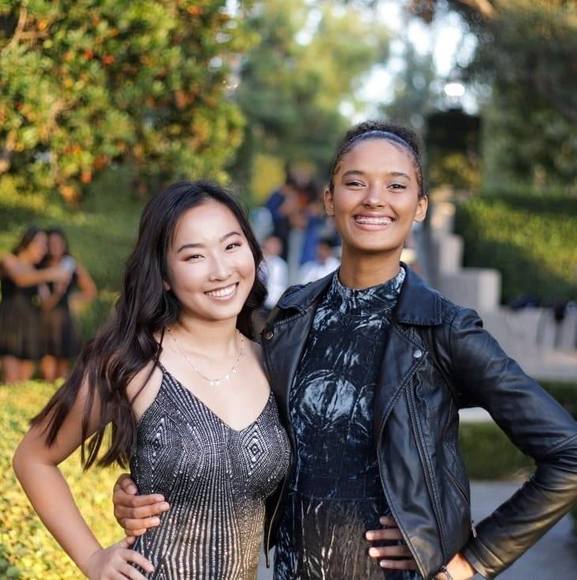 Profile Picture of Rachel Schwantner (@rschwant1) on Poshmark