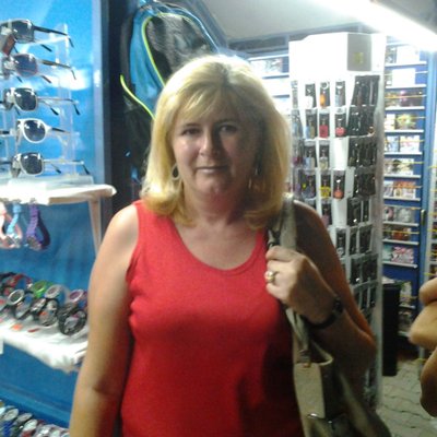 Profile Picture of Edina Semic (@SemicEdina) on Twitter
