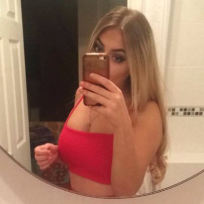 Profile Picture of Cally (@CallyWilson4) on Twitter