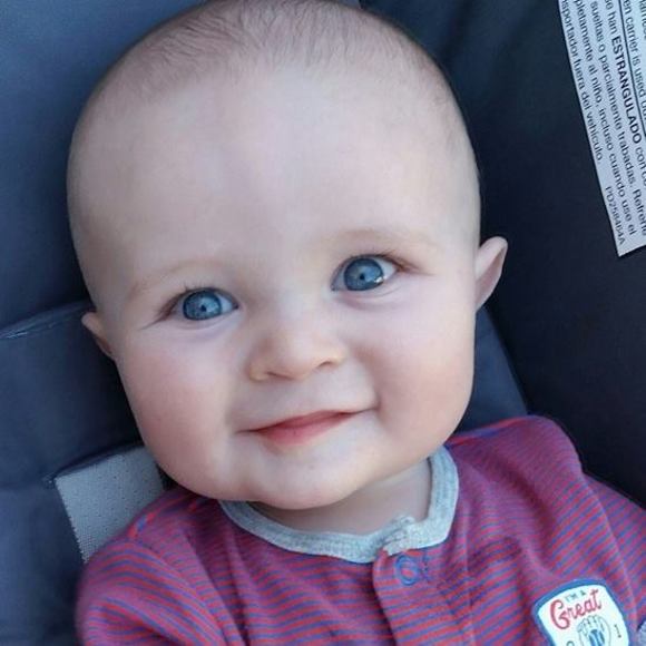 Profile Picture of C. audrey Notley (@notleyeclr) on Poshmark