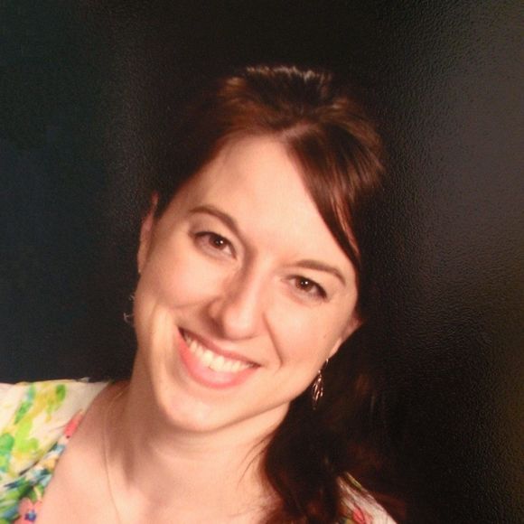 Profile Picture of Christina Gensch (@cgensch79) on Poshmark