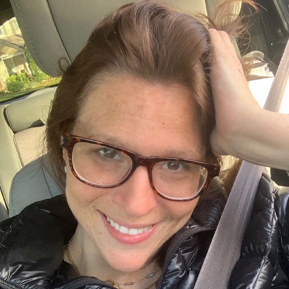 Profile Picture of Dana Scharf (@ccsutilities) on Poshmark