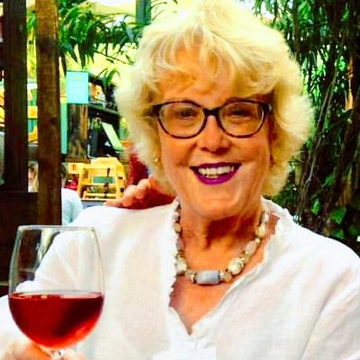 Profile Picture of Mrs. Doris Marjorie Smith-Johnson (@ask_doris) on Twitter