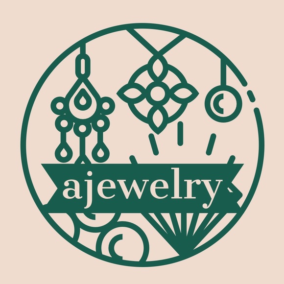 Profile Picture of Angelica Pebley (@aliikapebley) on Poshmark