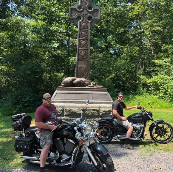 Profile Picture of Jesse Broadwater (@jessebroadwater) on Poshmark