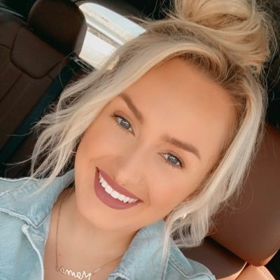 Profile Picture of Jacqueline Hebert (@jacquelineheb95) on Twitter