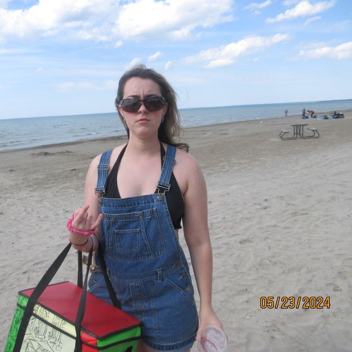 Profile Picture of Julia Afonso (@jdog.rocks_) on Tiktok