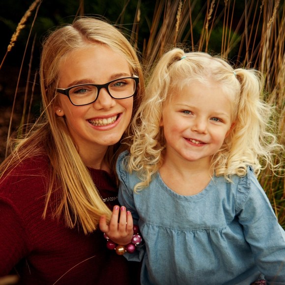 Profile Picture of Kasey Soyer (@kasey_drees) on Poshmark