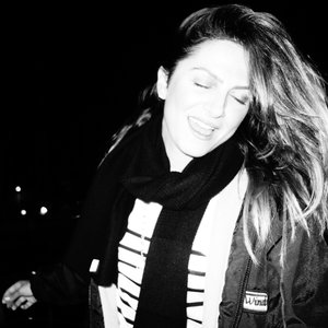 Profile Picture of Alexandra Nechita (@nechita) on Myspace