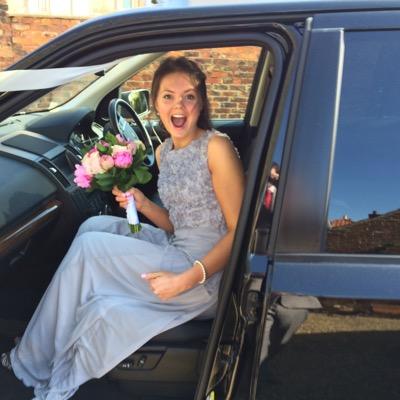 Profile Picture of Lucy Glover (@loooo93) on Twitter