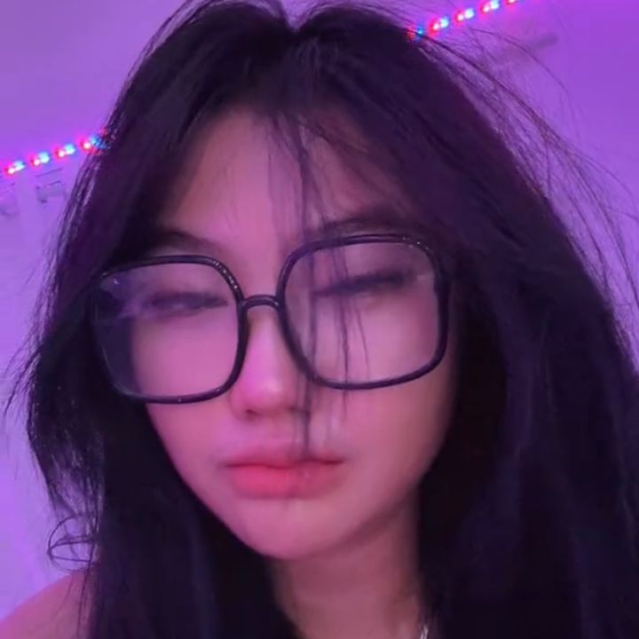 Profile Picture of erikaputreal (@erikaputrealll) on Tiktok