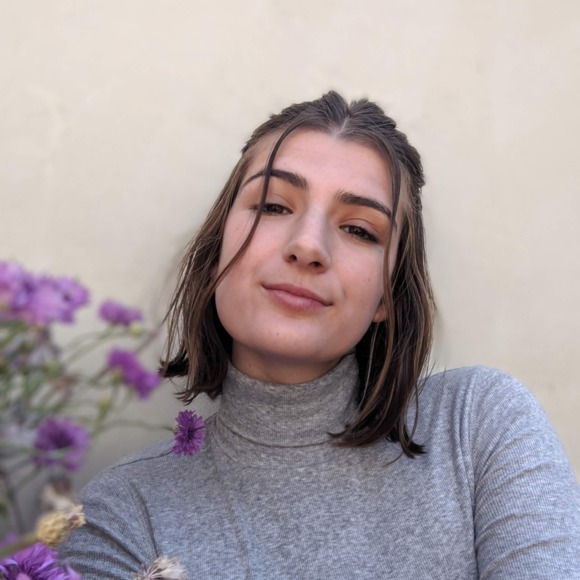 Profile Picture of Addie New-schmidt (@addiens) on Poshmark