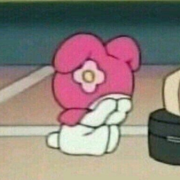 Profile Picture of Stevie Nokes (@stardustdoves) on Poshmark