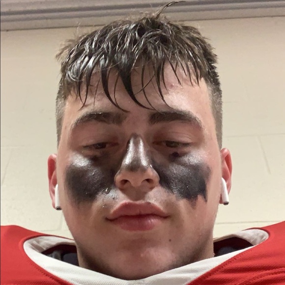 Profile Picture of Braden Endsley (@bradenendsley) on Poshmark